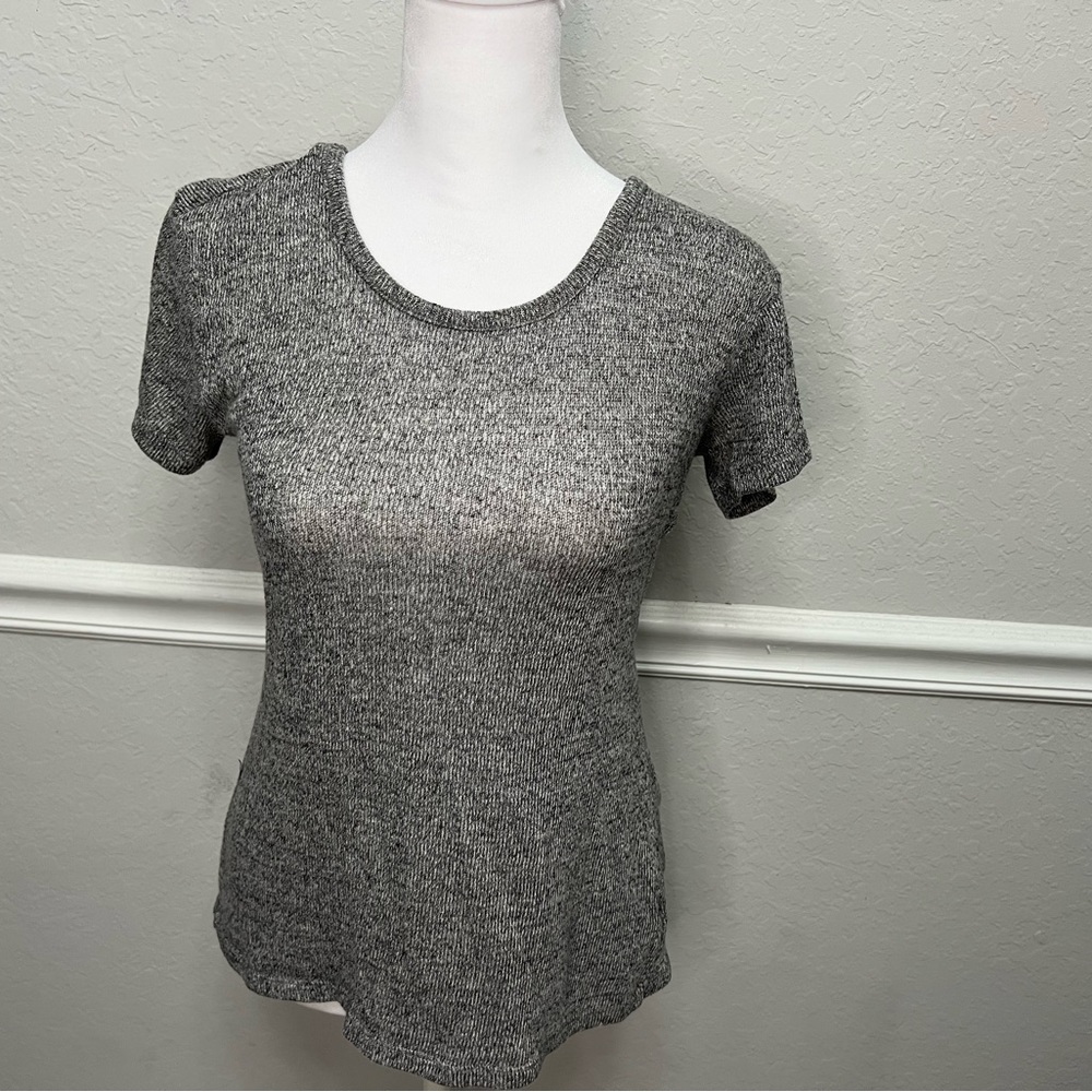 CROSSOVER BACK TEE FOR WOMEN’S